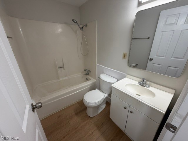 823 Stanford Avenue Elyria OH 44035