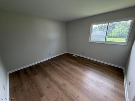823 Stanford Avenue Elyria OH 44035