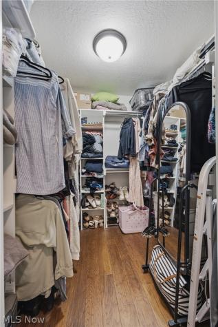 5852 Sky Ridge Avenue NE Louisville OH 44641