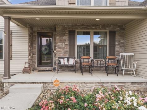5852 Sky Ridge Avenue NE Louisville OH 44641