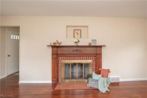 636 Page Street Ravenna OH 44266