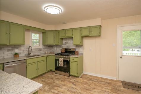 636 Page Street Ravenna OH 44266