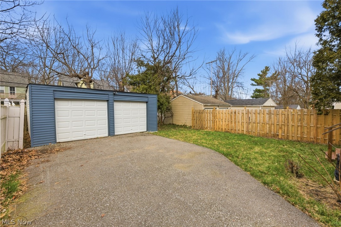 1168 Brentwood Road Cleveland Heights OH 44121