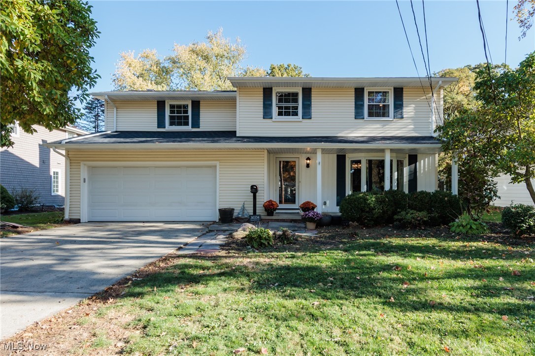 30334 Manhasset Drive Bay Village OH 44140