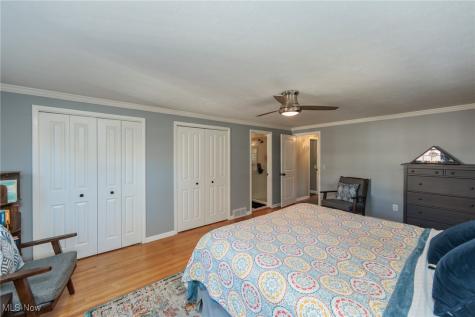 30334 Manhasset Drive Bay Village OH 44140