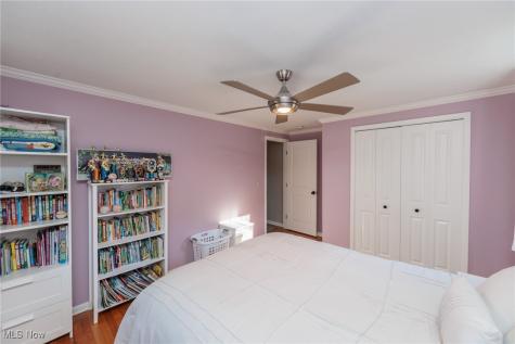 30334 Manhasset Drive Bay Village OH 44140