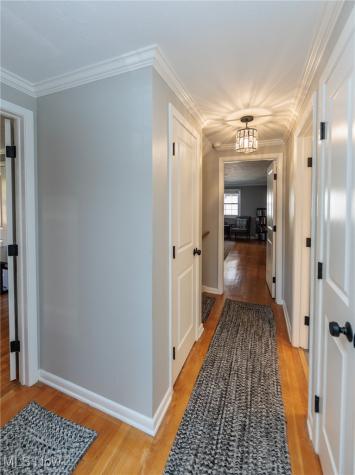 30334 Manhasset Drive Bay Village OH 44140