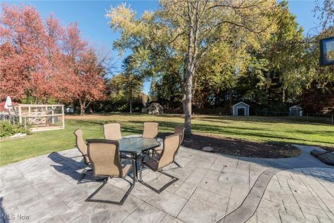 30334 Manhasset Drive Bay Village OH 44140