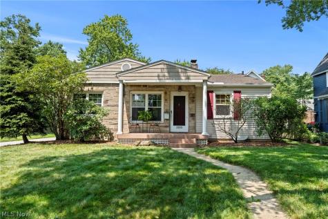 2353 Chestnut Boulevard Cuyahoga Falls OH 44223
