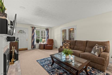 2353 Chestnut Boulevard Cuyahoga Falls OH 44223