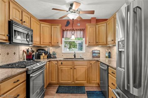 2353 Chestnut Boulevard Cuyahoga Falls OH 44223