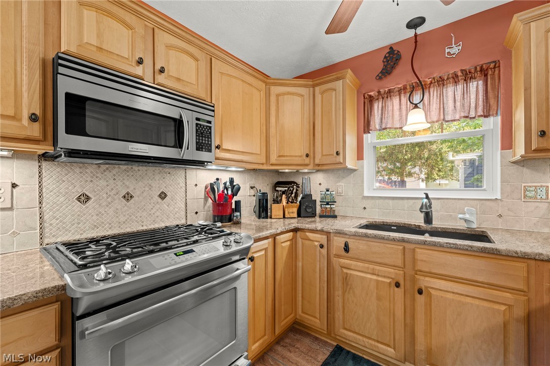 2353 Chestnut Boulevard Cuyahoga Falls OH 44223
