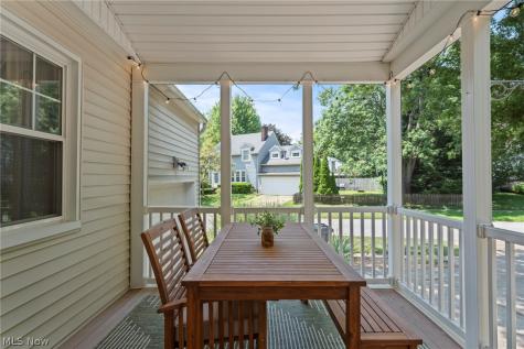 2353 Chestnut Boulevard Cuyahoga Falls OH 44223