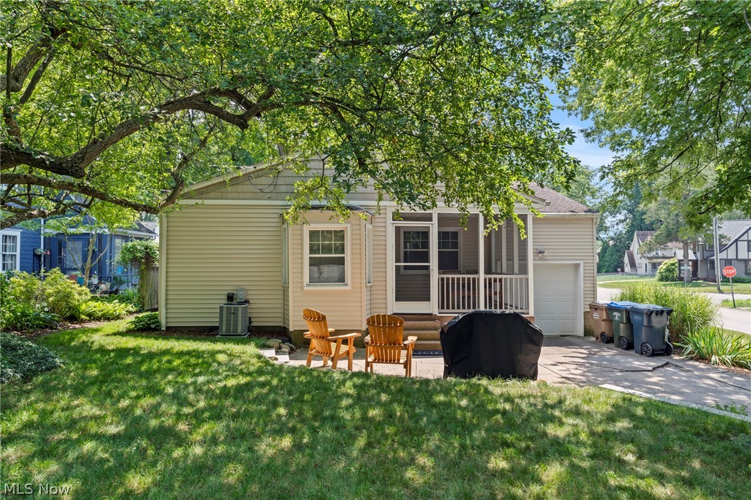 2353 Chestnut Boulevard Cuyahoga Falls OH 44223