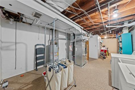 2353 Chestnut Boulevard Cuyahoga Falls OH 44223