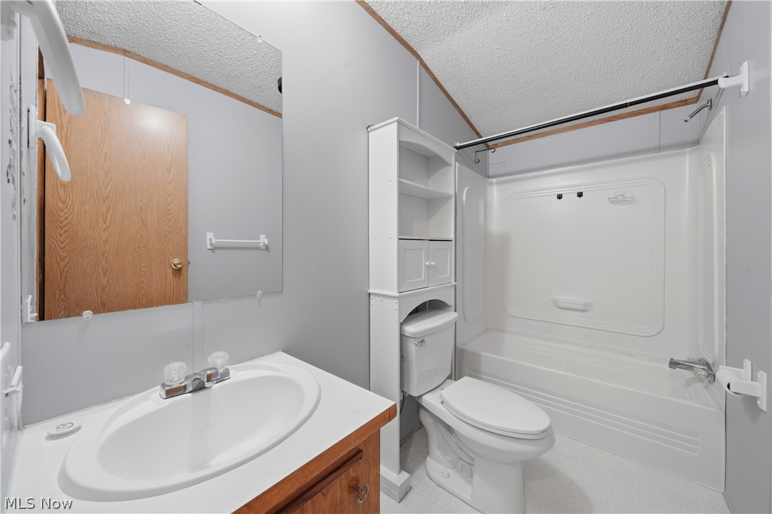 1233 Monterey Boulevard NW North Canton OH 44720