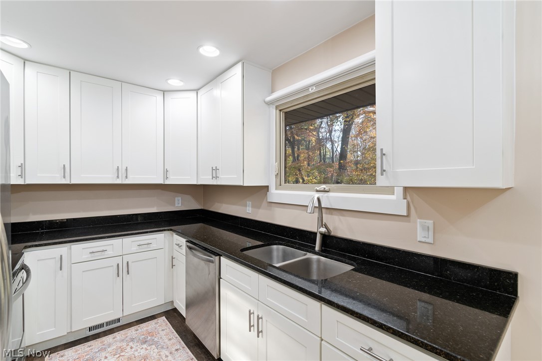 8895 Ontario Street NW Massillon OH 44646