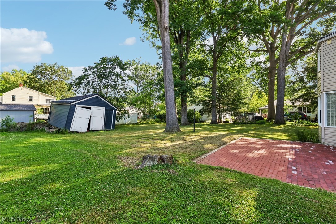 1824 Edgewood Street NE Warren OH 44483
