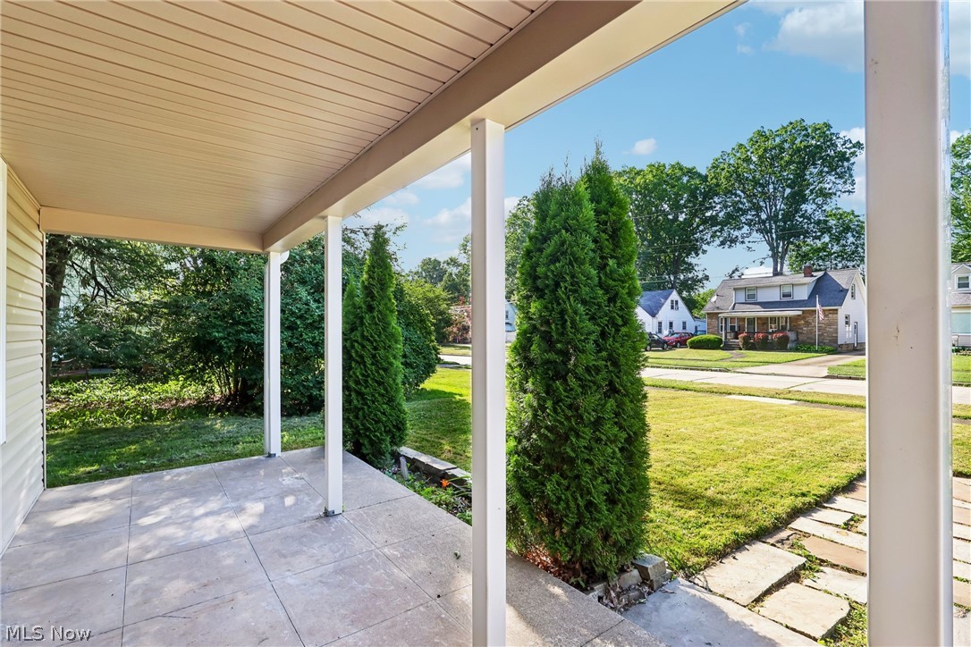 1824 Edgewood Street NE Warren OH 44483