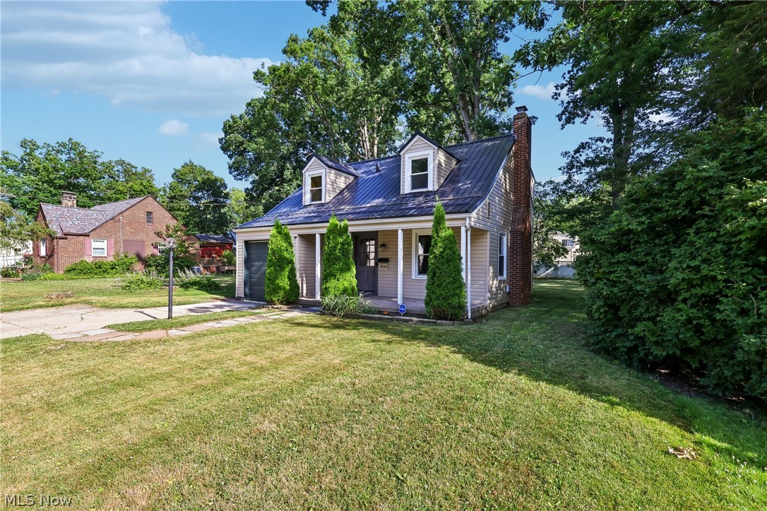 1824 Edgewood Street NE Warren OH 44483