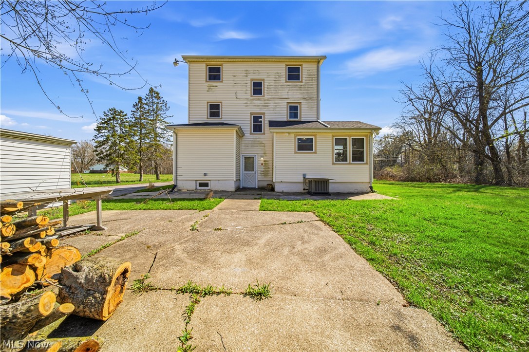 3321 Carpenter Road Saybrook OH 44004