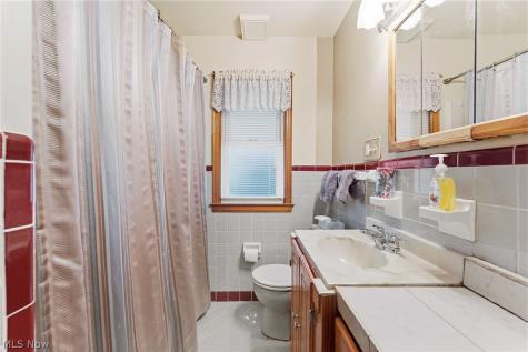 145 E 190th Street Euclid OH 44119