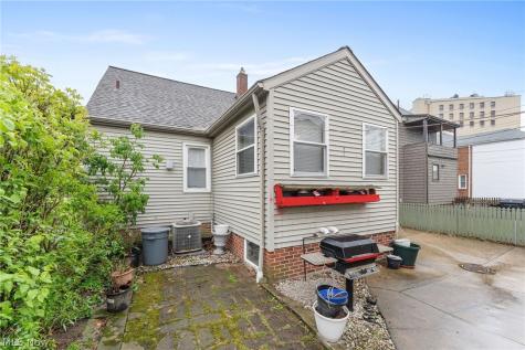 145 E 190th Street Euclid OH 44119