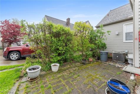 145 E 190th Street Euclid OH 44119