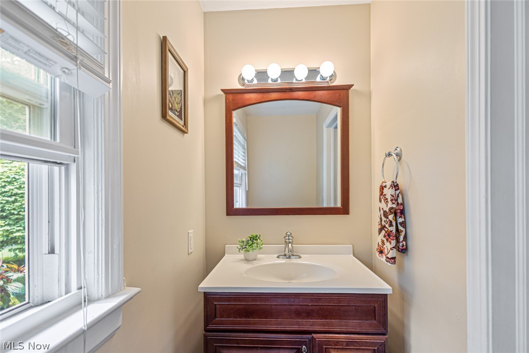 3701 Tolland Road Shaker Heights OH 44122