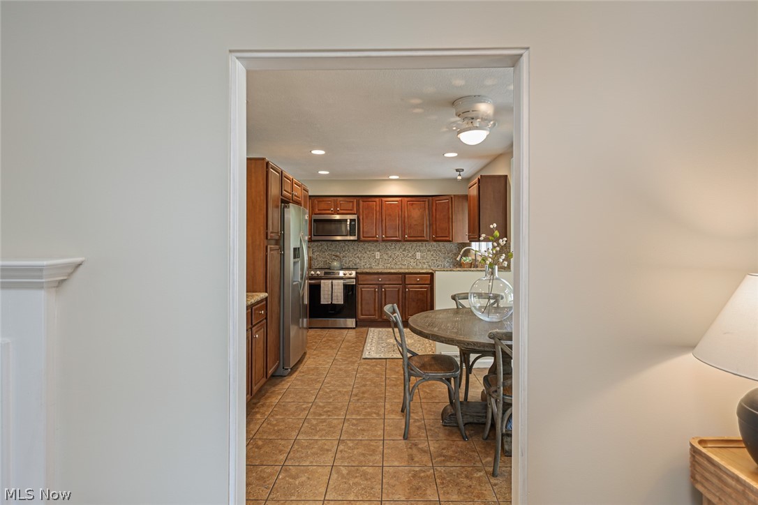 3701 Tolland Road Shaker Heights OH 44122