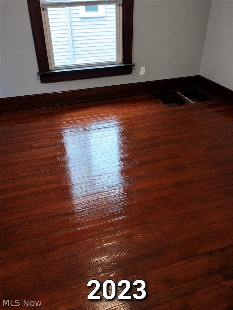 847 Carlysle Street Akron OH 44310