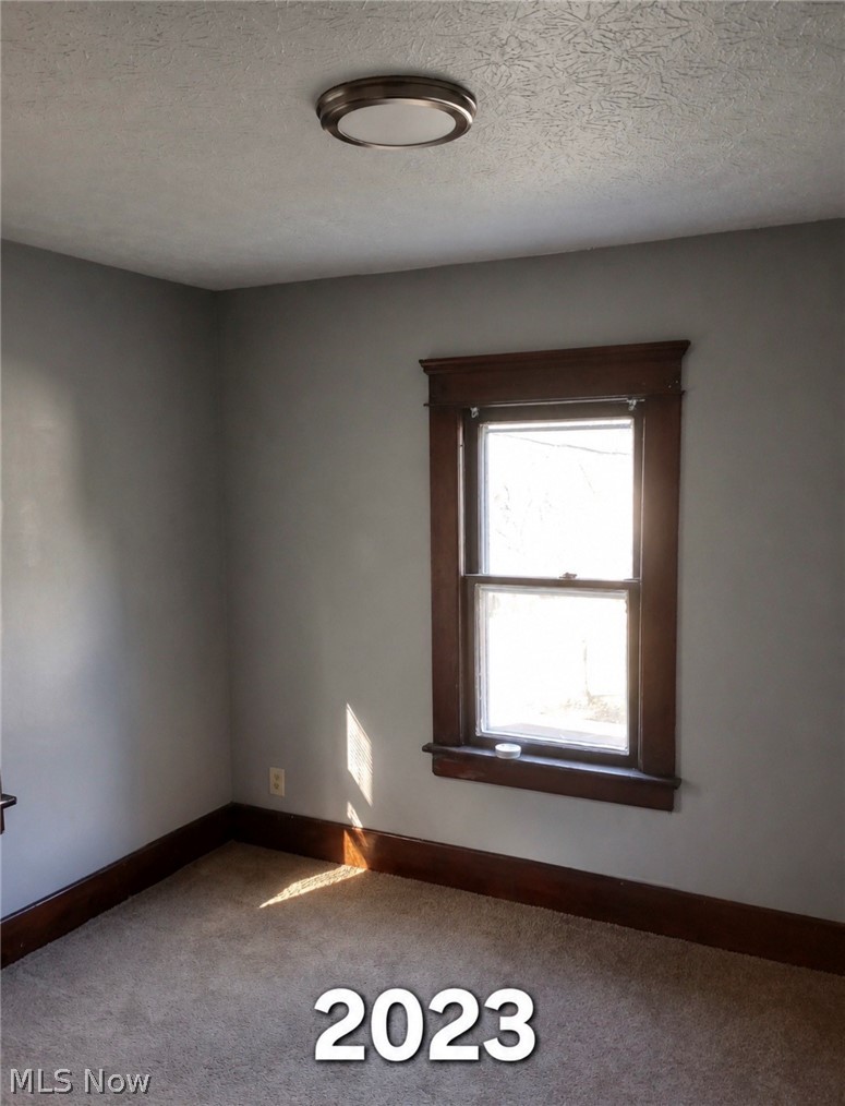 847 Carlysle Street Akron OH 44310
