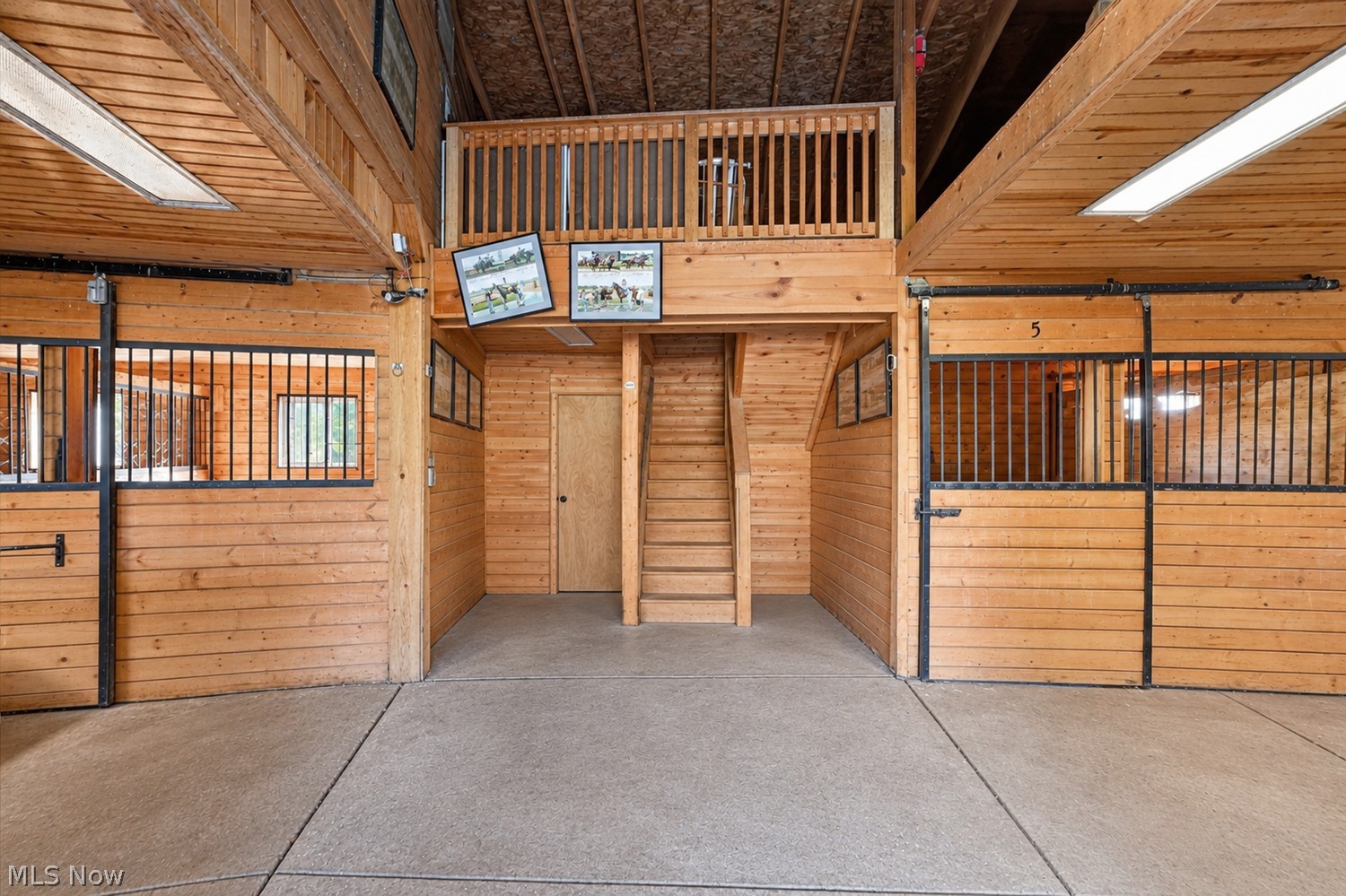 8032 Kinsman Road Novelty OH 44072