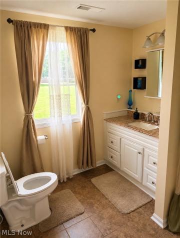 3146 Meadowwood Street NW Massillon OH 44646