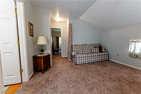 11755 Market Ave NW Uniontown OH 44685