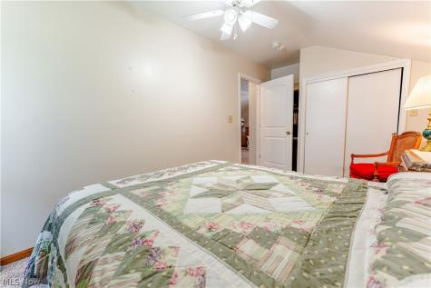 11755 Market Ave NW Uniontown OH 44685