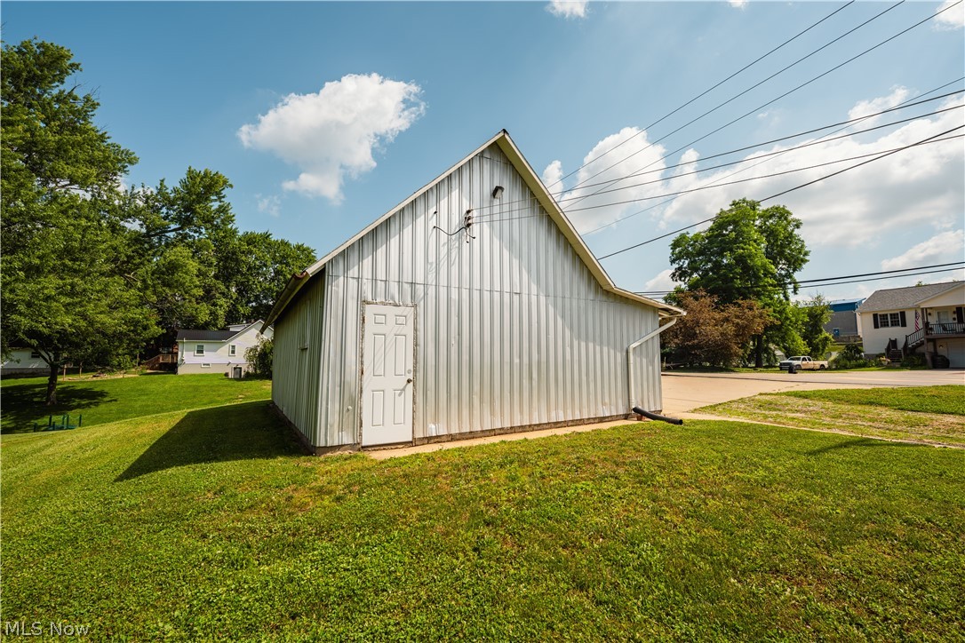 11755 Market Ave NW Uniontown OH 44685
