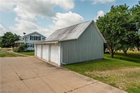 11755 Market Ave NW Uniontown OH 44685