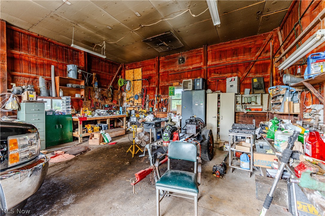 11755 Market Ave NW Uniontown OH 44685