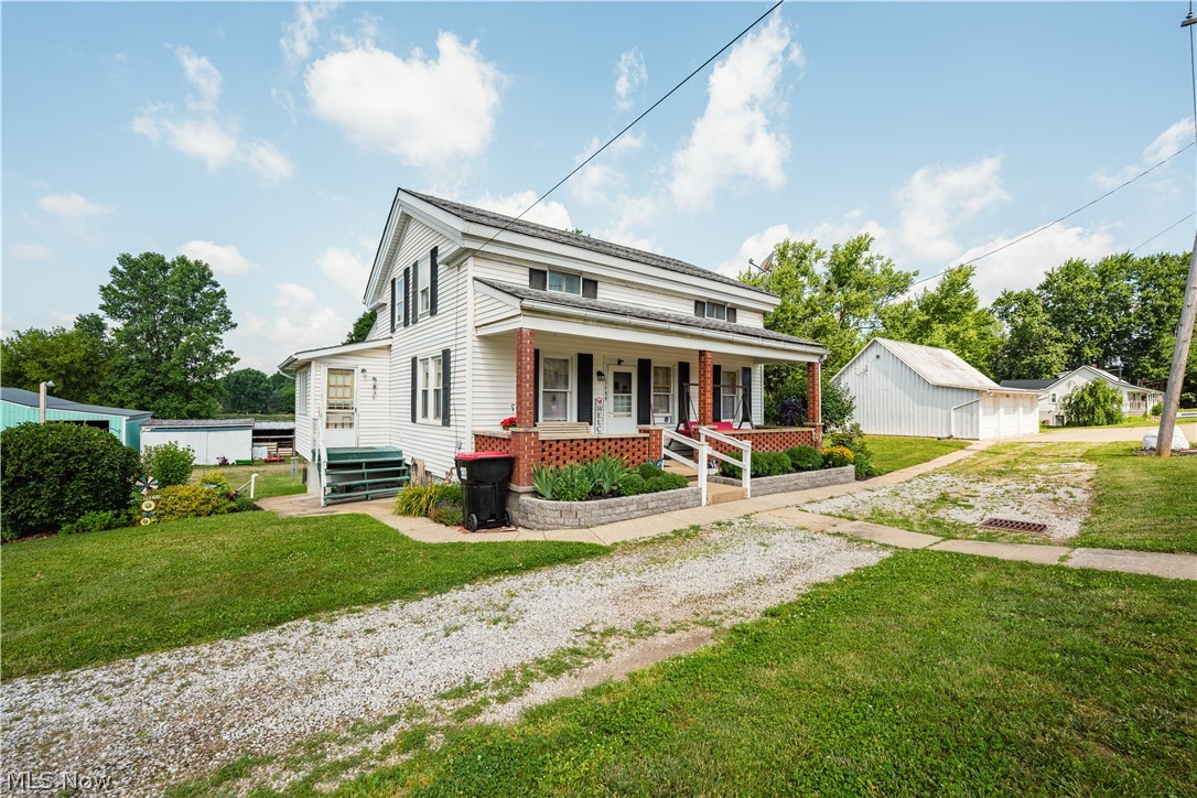 11755 Market Ave NW Uniontown OH 44685