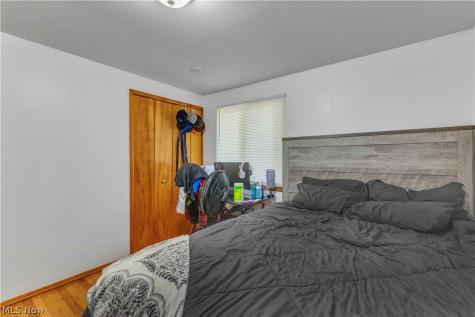208 Georgia Avenue Elyria OH 44035