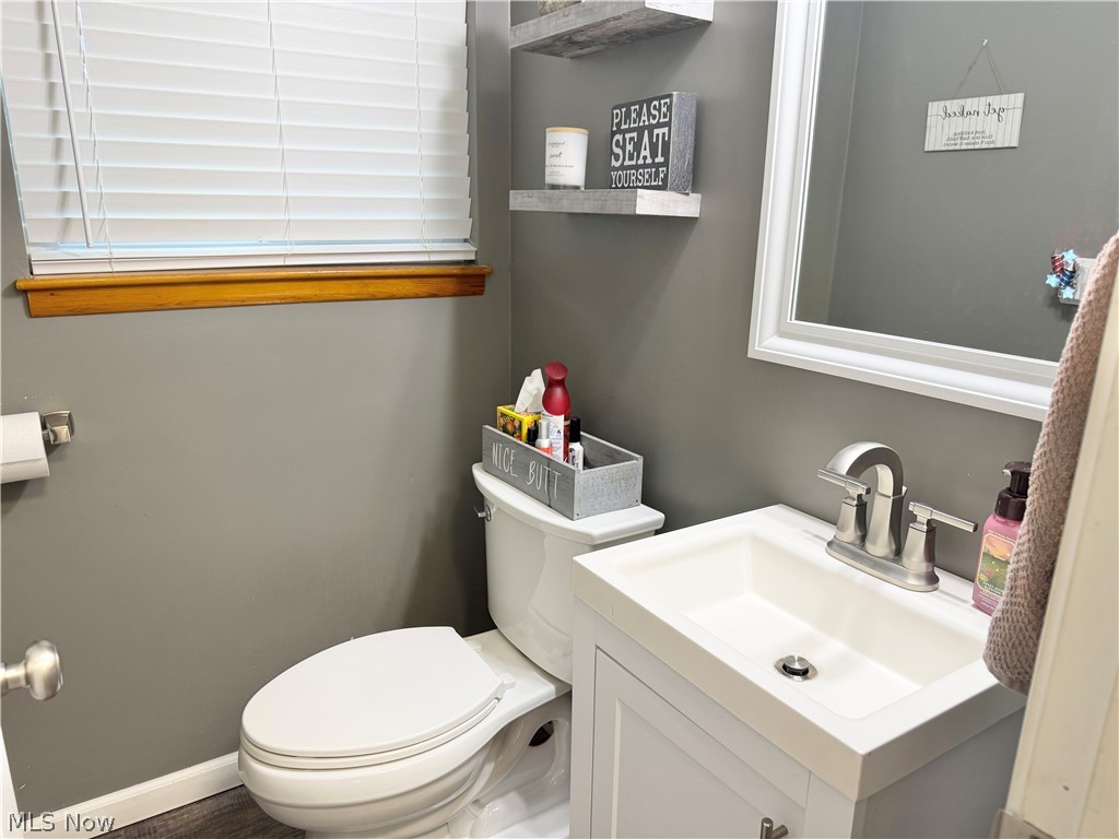208 Georgia Avenue Elyria OH 44035