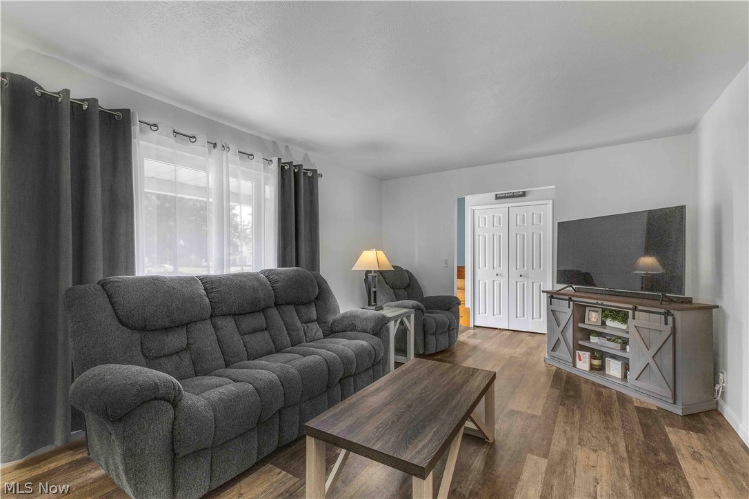 208 Georgia Avenue Elyria OH 44035