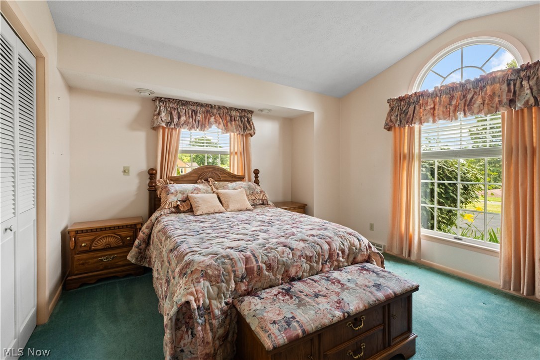 93 Harmony Drive Wintersville OH 43953