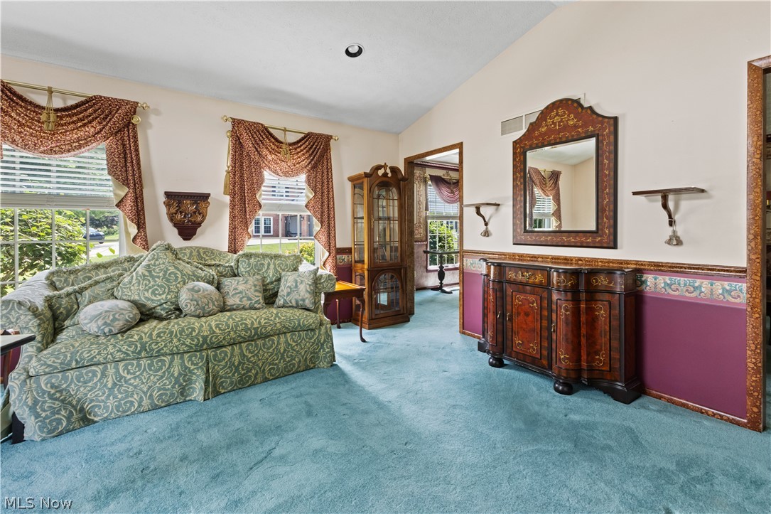 93 Harmony Drive Wintersville OH 43953