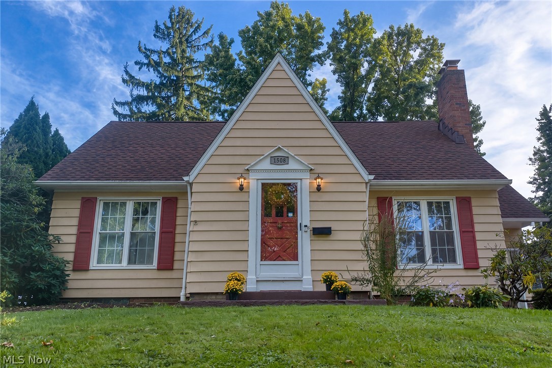 1508 Thornapple Avenue Akron OH 44301