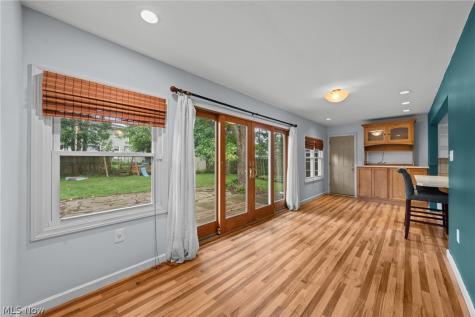 1508 Thornapple Avenue Akron OH 44301