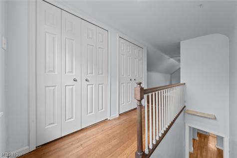 1508 Thornapple Avenue Akron OH 44301