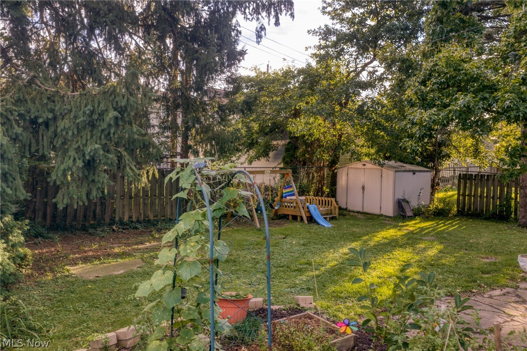 1508 Thornapple Avenue Akron OH 44301