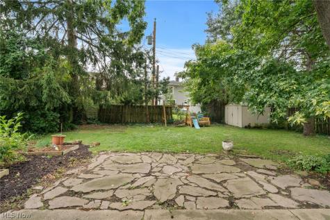 1508 Thornapple Avenue Akron OH 44301